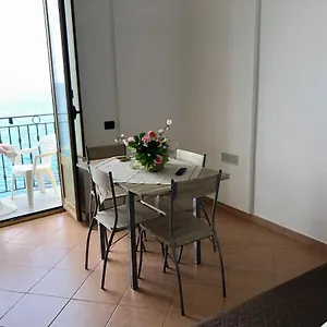 Apartment La Casa Sulla Scogliera, Cefalu